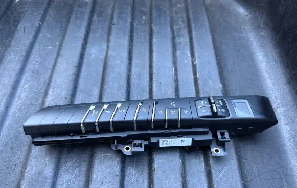Porsche Macan (95B) Seat control switch 95B907041BL