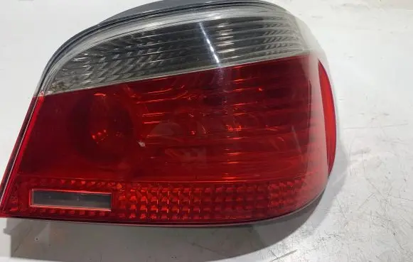 BMW 5 E60 E61 Rear/tail lights 15823811