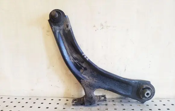 Nissan X-Trail T31 Front lower control arm/wishbone