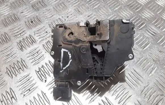 Opel Corsa D Front door lock 13258274 0325407955