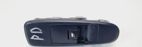 Citroen C4 I Picasso Electric window control switch 96639377ZD