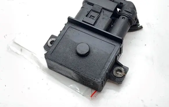 BMW 5 E60 E61 other engine part 7801200