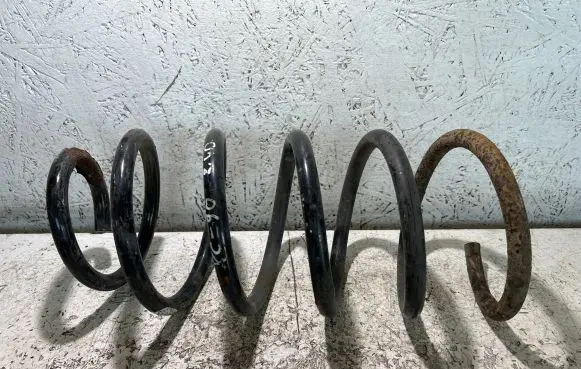 Volvo XC90 Rear coil spring
