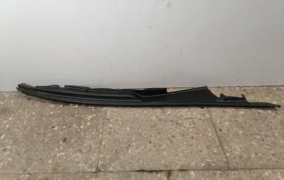 Fender end trim