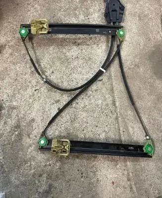 Audi A1 Front window lifting mechanism without motor 8X3837461