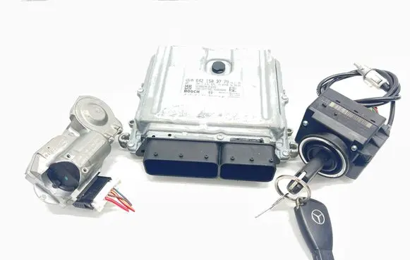 Mercedes-Benz E W211 Engine ECU kit and lock set A6421503779 2115452308