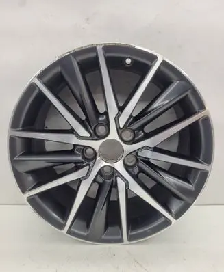 Toyota Camry R18 alloy rim