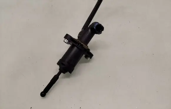 Seat Ibiza IV (6J,6P) Clutch slave cylinder 6R0721388