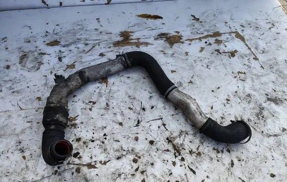 Volvo V40 Air intake hose/pipe 