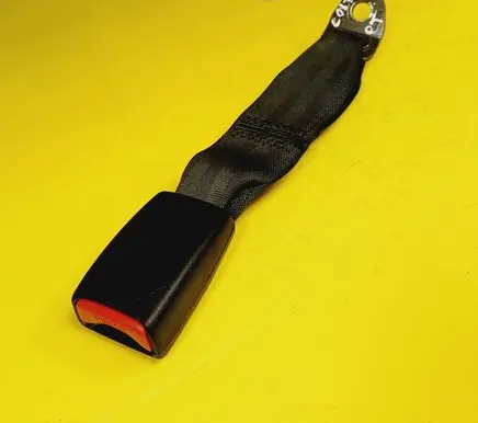 Mitsubishi Colt Rear seatbelt buckle 970613C3