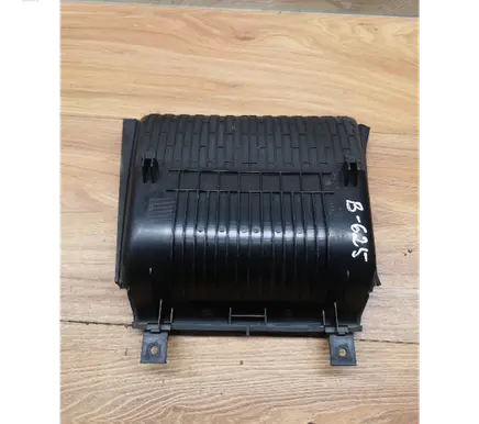 Audi A3 S3 8P Other interior part 8P0863301A