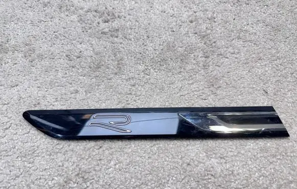 Volkswagen Arteon Shooting Brake Front door emblem/model letters 3G8853688H