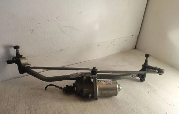 Skoda Fabia Mk2 (5J) Front wiper linkage and motor 5J1955113B