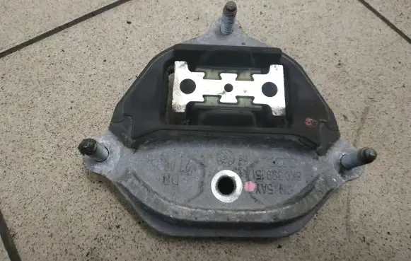 Audi Q5 SQ5 Gearbox mount 8K0399151