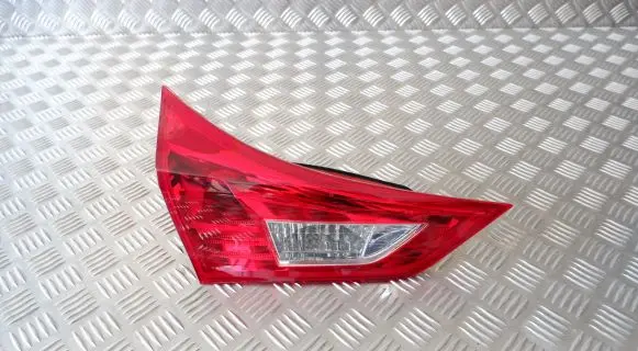Toyota Auris E180 Tailgate rear/tail lights 8159102460