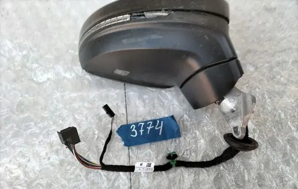 Volkswagen Tiguan Front door electric wing mirror 5NB857502AF