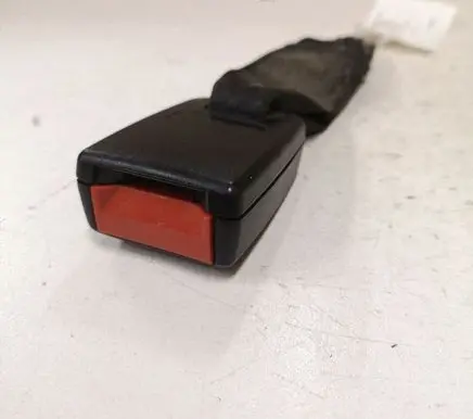 Ford Focus C-MAX Middle seatbelt buckle (rear)