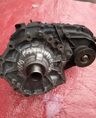 Nissan Pathfinder R51 Gearbox transfer box case 