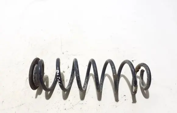 Skoda Octavia Mk3 (5E) Rear coil spring 5Q0511115F
