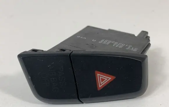 Audi A4 S4 B8 8K Hazard light switch 8K2941509A
