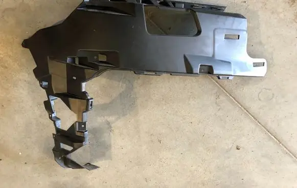 Audi Q7 4M Rear bumper support beam 4M0807096E