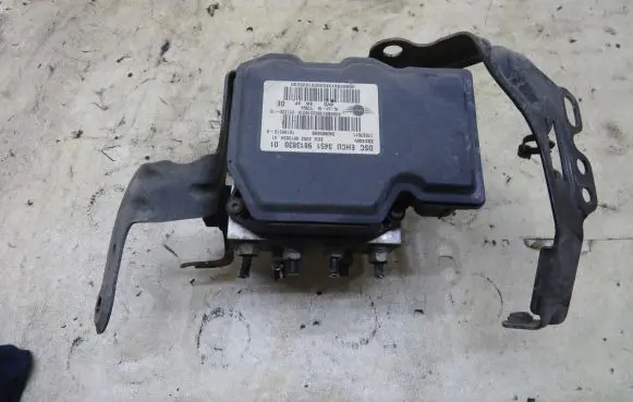 Mini Cooper Countryman R60 ABS Pump 9813830