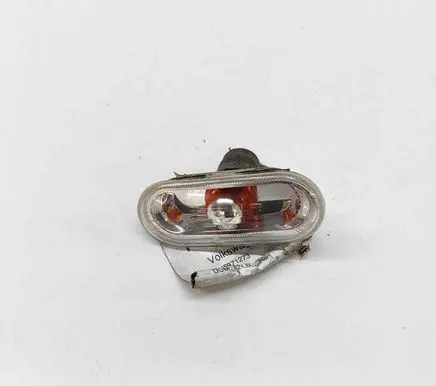 Volkswagen Amarok Front fender indicator light 7E0949117B