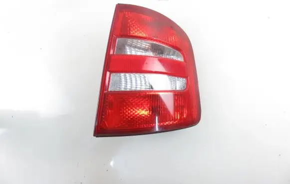 Skoda Fabia Mk1 (6Y) Rear/tail lights 6Y9945112B 6Y9945096B