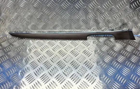Jeep Grand Cherokee Front door trim (molding) 632C253 600013941 DA7650CD7300022