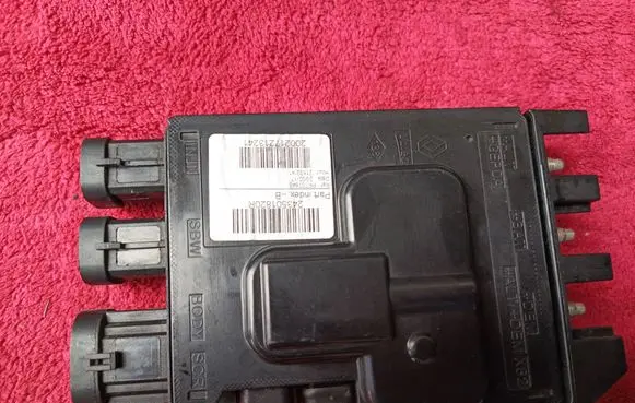 Opel Vivaro Positive wiring loom 200217213241 243501820R PRT07840