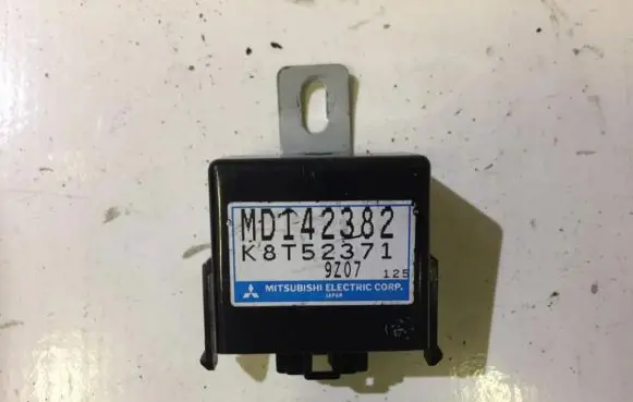 Mitsubishi Pajero Other control units/modules mdi42382