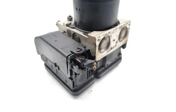 Ford Ecosport ABS Pump DN1C2C405EA DN1C2C219EA