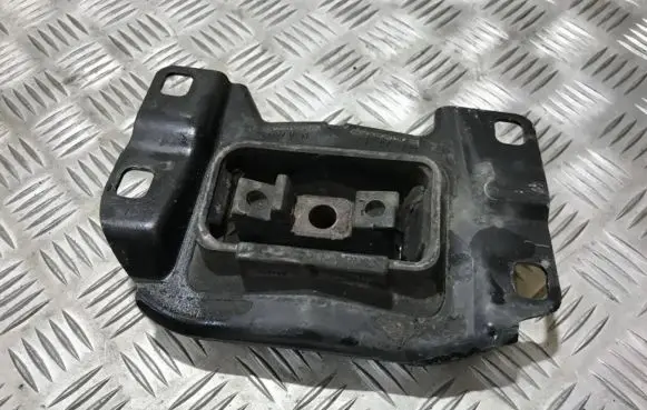 Ford Focus C-MAX Engine mount bracket 3m517m121ae 3m51-7m121-ae