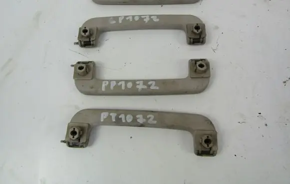 Audi A6 S6 C5 4B Front interior roof grab handle 