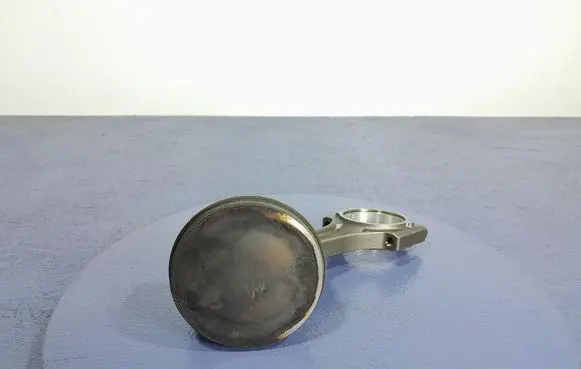 Chrysler Challenger Piston 