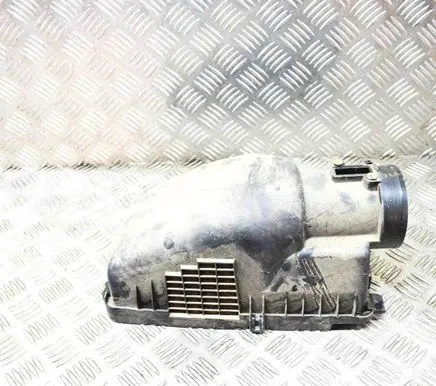 Honda Odyssey Air filter box cover 
