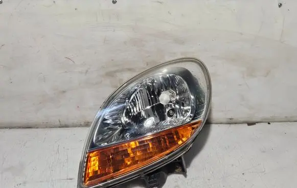 Renault Kangoo I Headlight/headlamp 8200150614