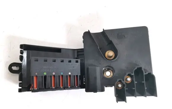 Mercedes-Benz E W211 Fuse module A2115460641
