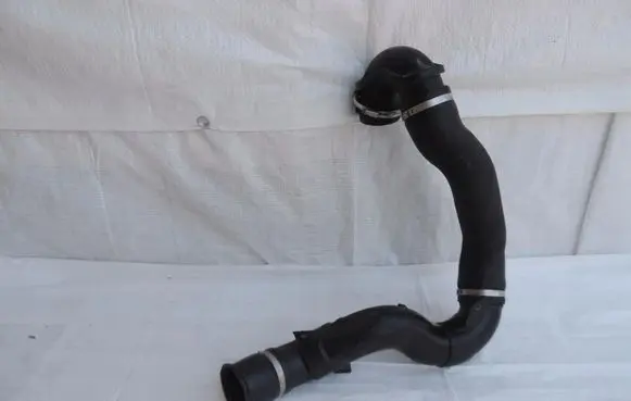 Opel Insignia A Intercooler hose/pipe 2003513C