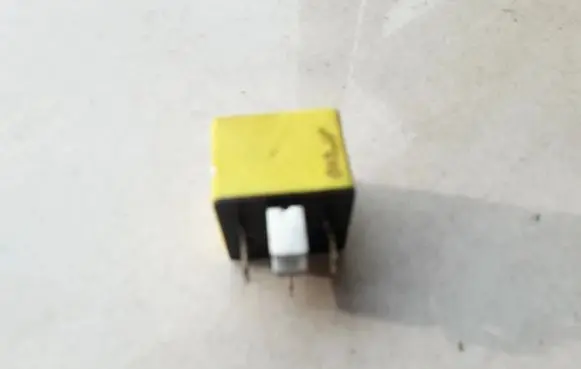 Renault Scenic I Other relay 7700844253 095