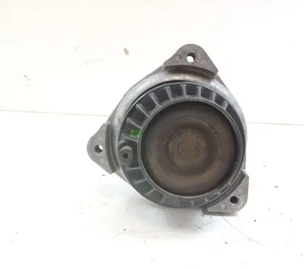 BMW M5 Engine mount bracket 6775905