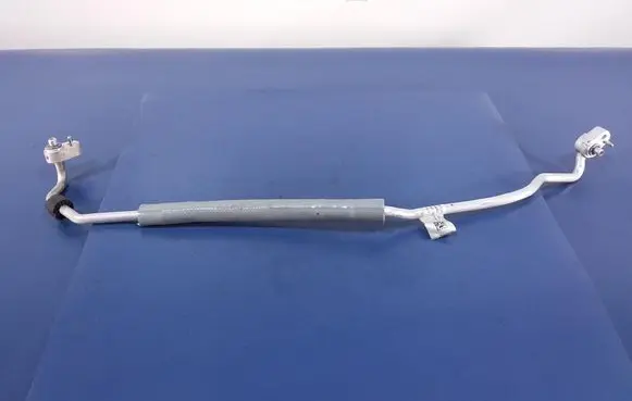 BMW X7 G07 Air conditioning (A/C) pipe/hose 6836525