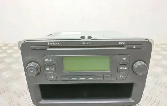 Skoda Fabia Mk2 (5J) Radio/CD/DVD/GPS head unit 5J0035152A