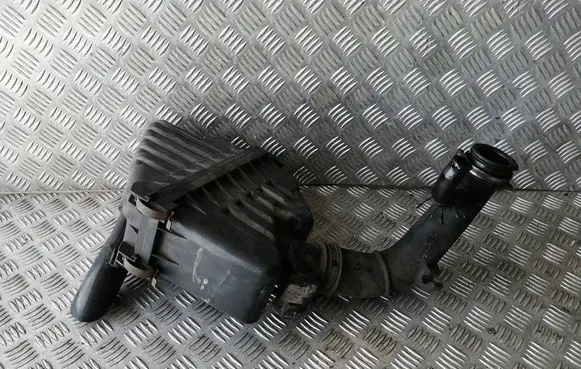 Toyota Yaris Air filter box 1770133110 2220430010 1974002110
