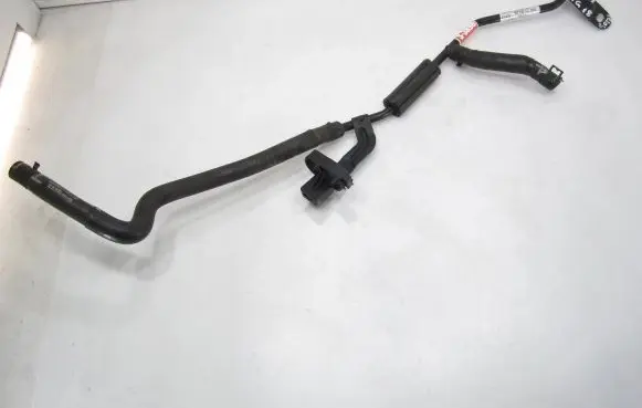 Volkswagen Tiguan Engine coolant pipe/hose 5Q0121064BB