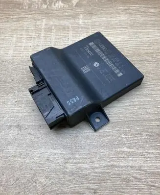 Audi A6 S6 C6 4F Gateway control module 4F0907468E 4F0910468A