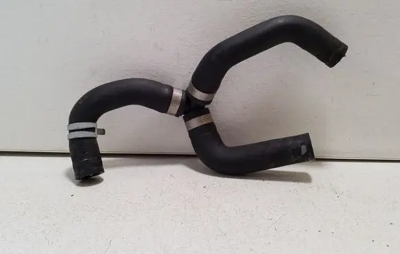 Volvo XC60 Engine coolant pipe/hose 31493282