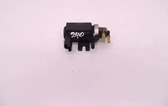 Volvo S60 Turbo solenoid valve 70163302 D240