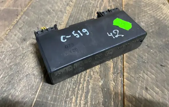 Mercedes-Benz E W124 Other relay 1265420332 a1265420332
