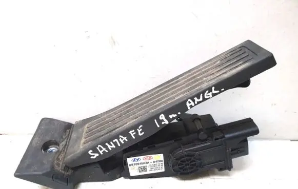 Hyundai Santa Fe Accelerator throttle pedal